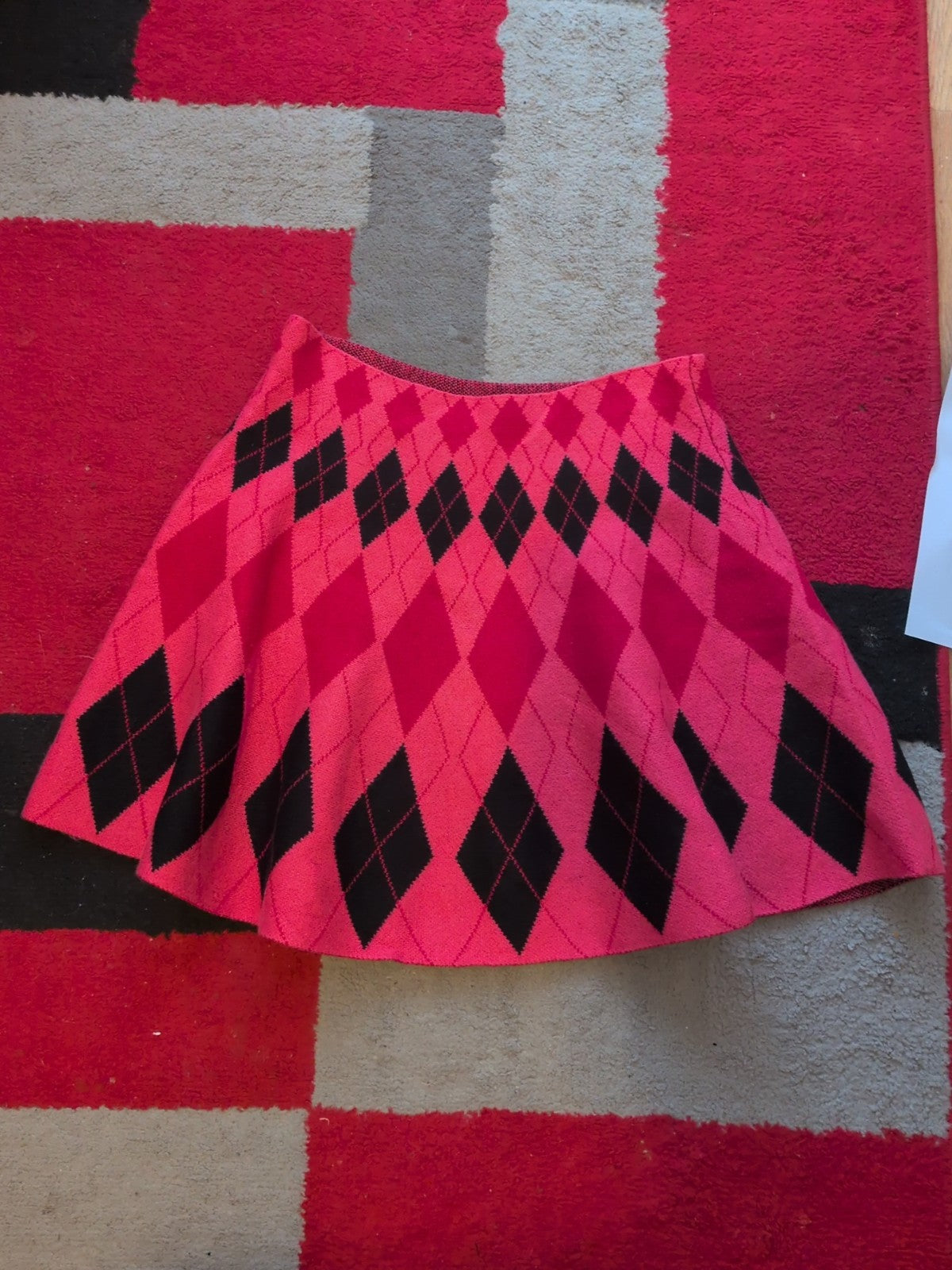 Ladies Primark Size 10-13 Small Pink And Black Short Flare Skirt
