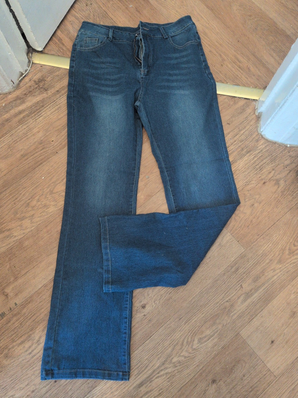 Ladies Size 8 Long Soft Touch Denim Jeans
