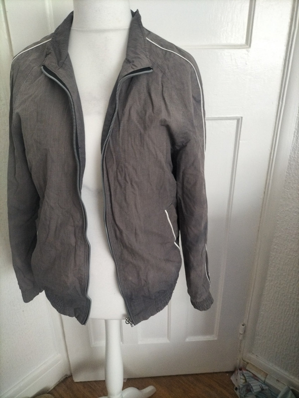 Mens Red Herring Size M Grey Check Zipped Mesh Lined Jacket