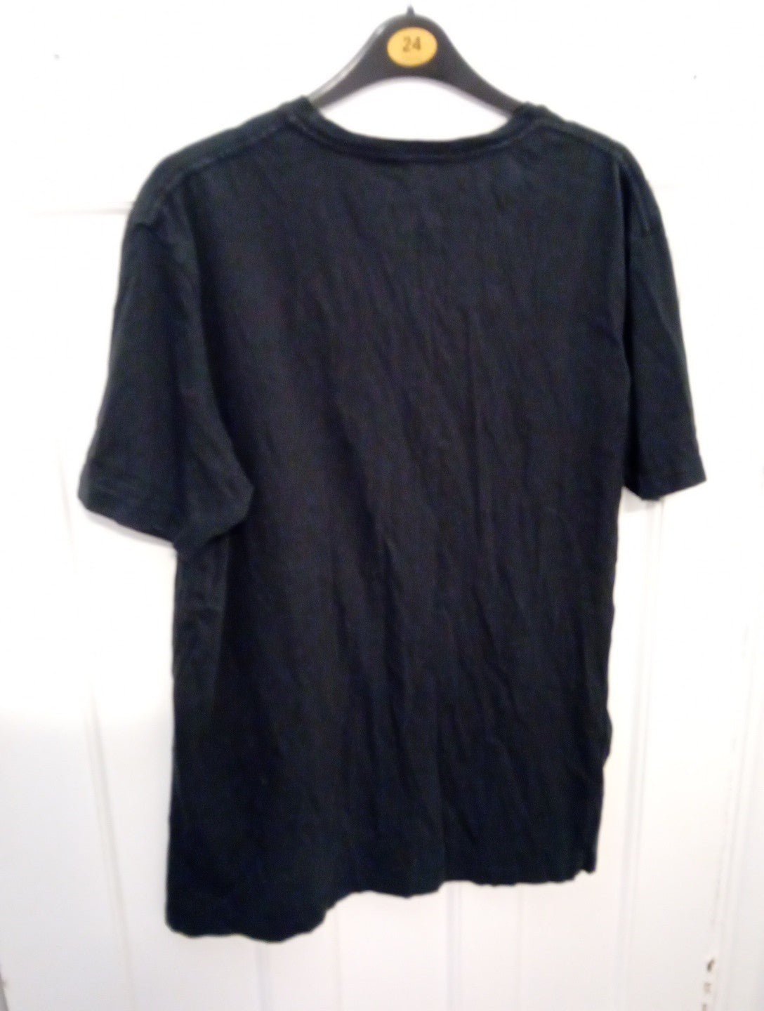 Mens T.shirt QUIKSILVER size Med Black