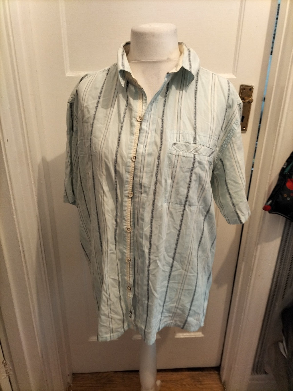 Mens Fat Face Size XL Pale Blue Stripe Short Sleeved Shirt