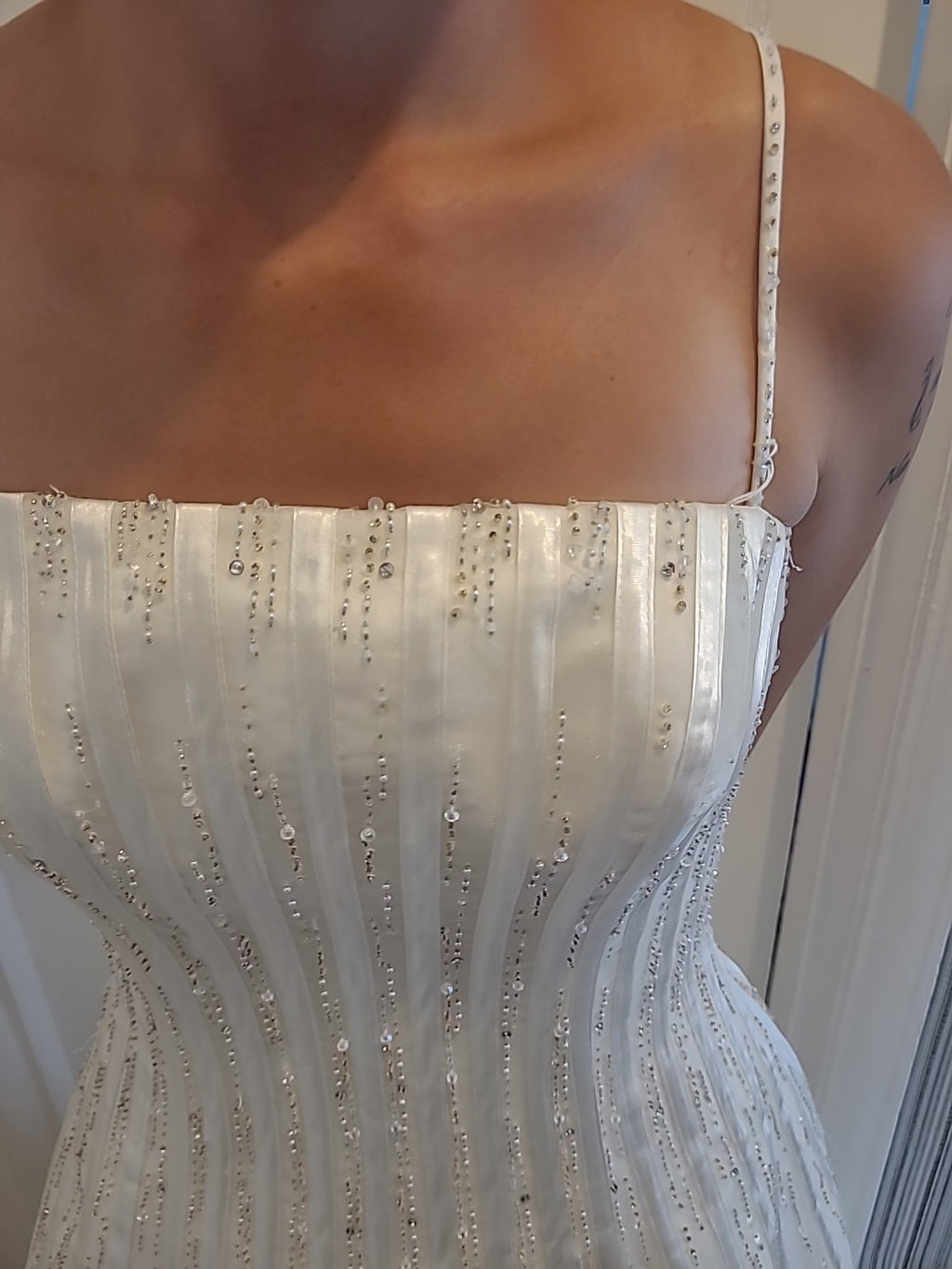 Ladies Wedding Gown Size 12 Benjamin Roberts Pale Ivory Beading/sequins