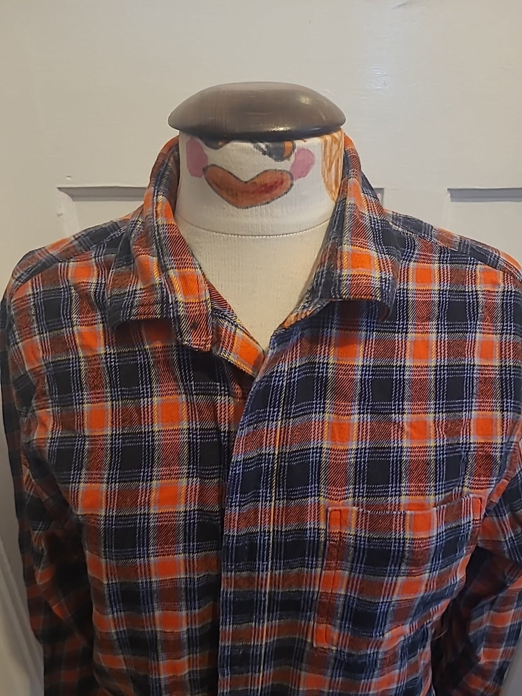 Mens Amazon Essentials Size Medium Navy Red Check Long Sleeved Shirt