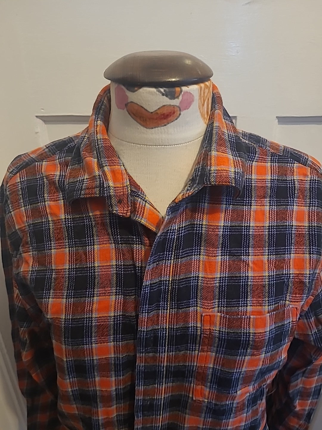 Mens Amazon Essentials Size Medium Navy Red Check Long Sleeved Shirt