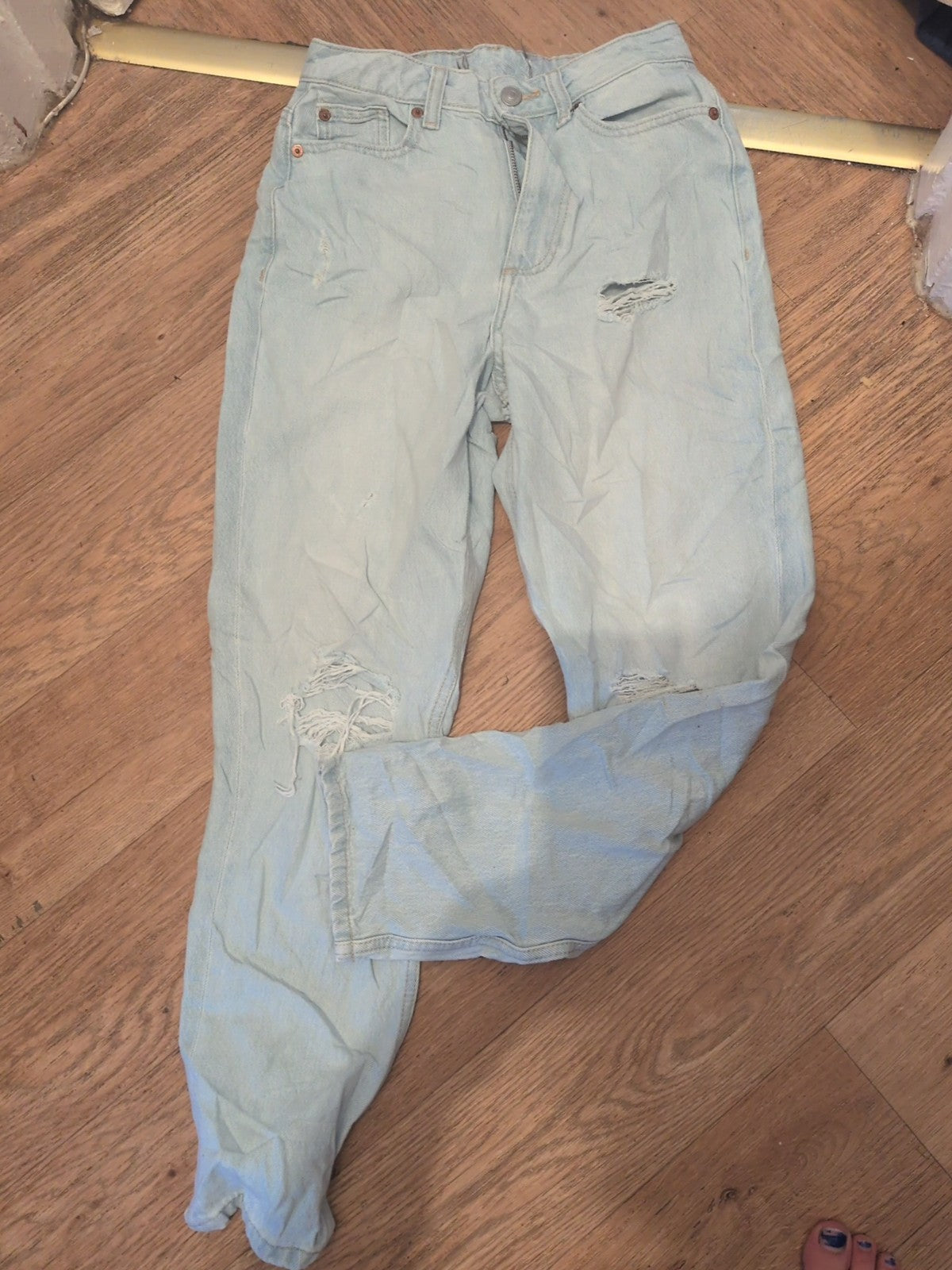 8 Pale Grey Jeans Straight