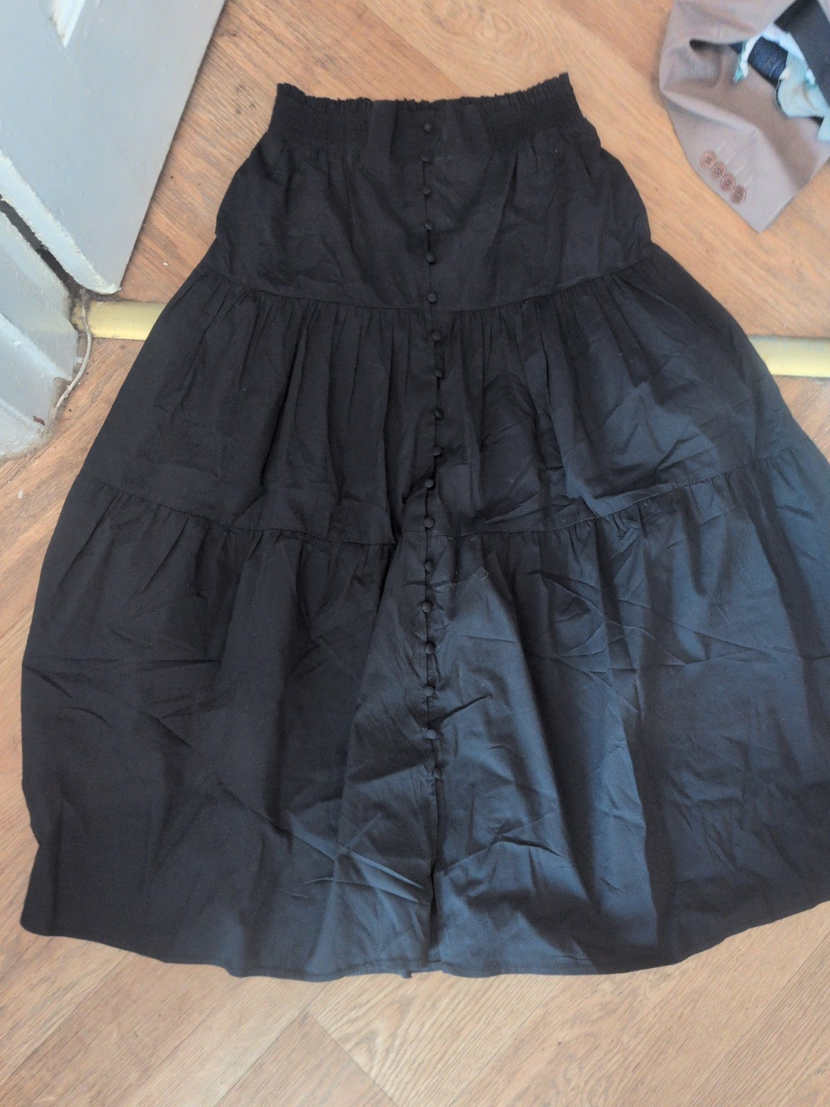 Small Ladies Black Flare Skirt Elasticated Midi-long