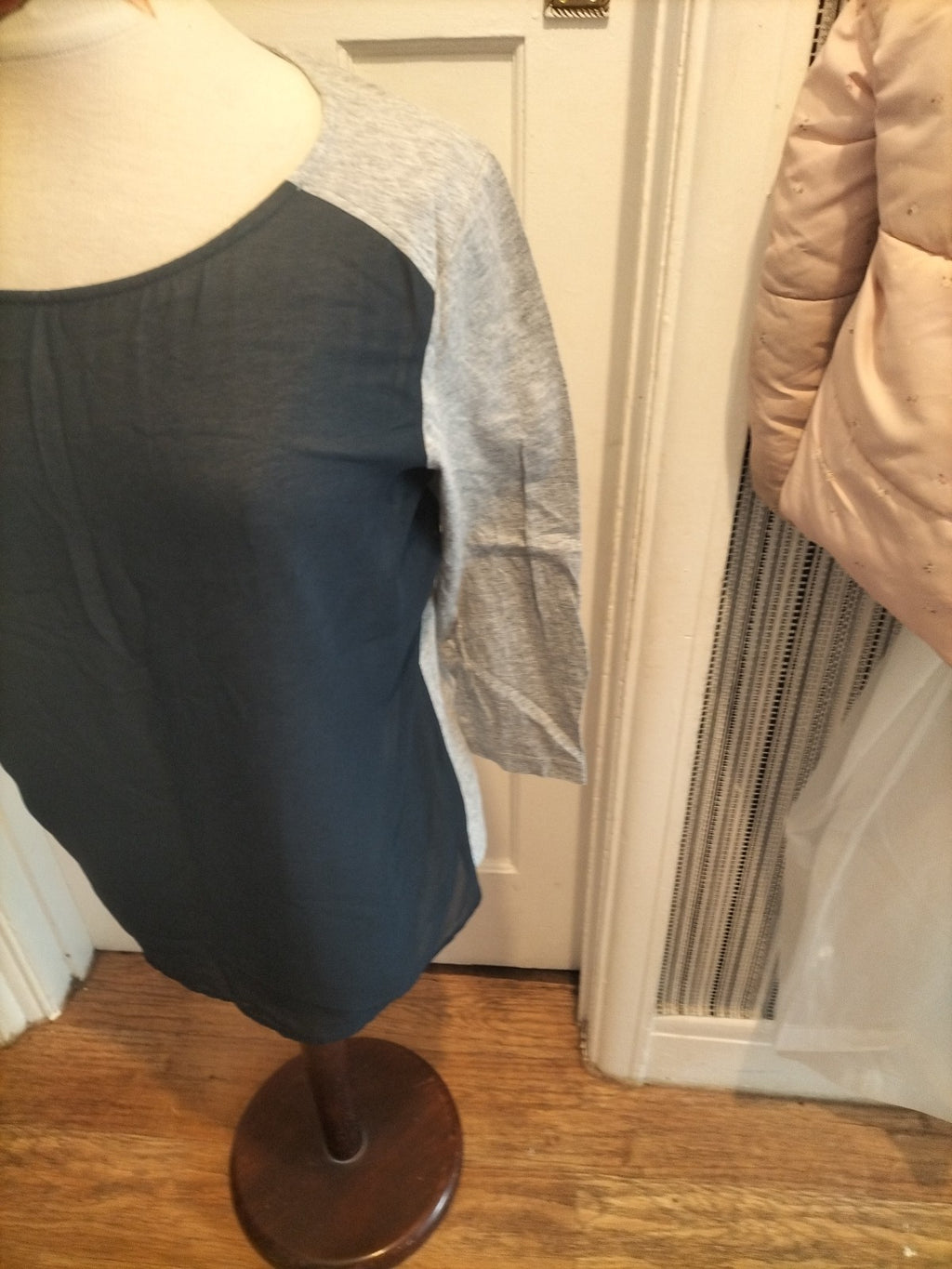 Ladies Crew Clothing Size 10 Navy Grey Long Sleeved Tshirt