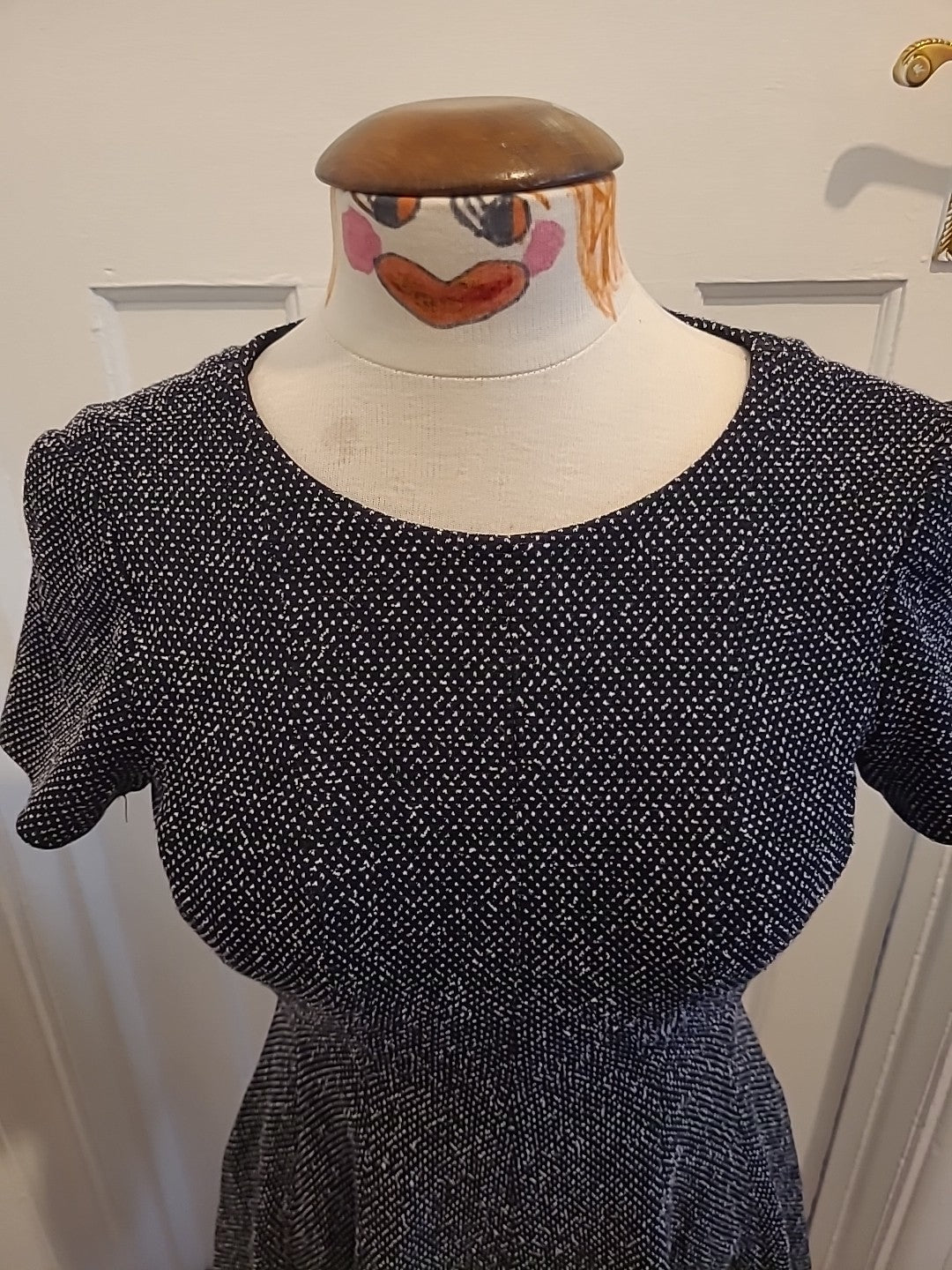 Ladies Tibi Size 4 Black And White Short Sleeved Dress
