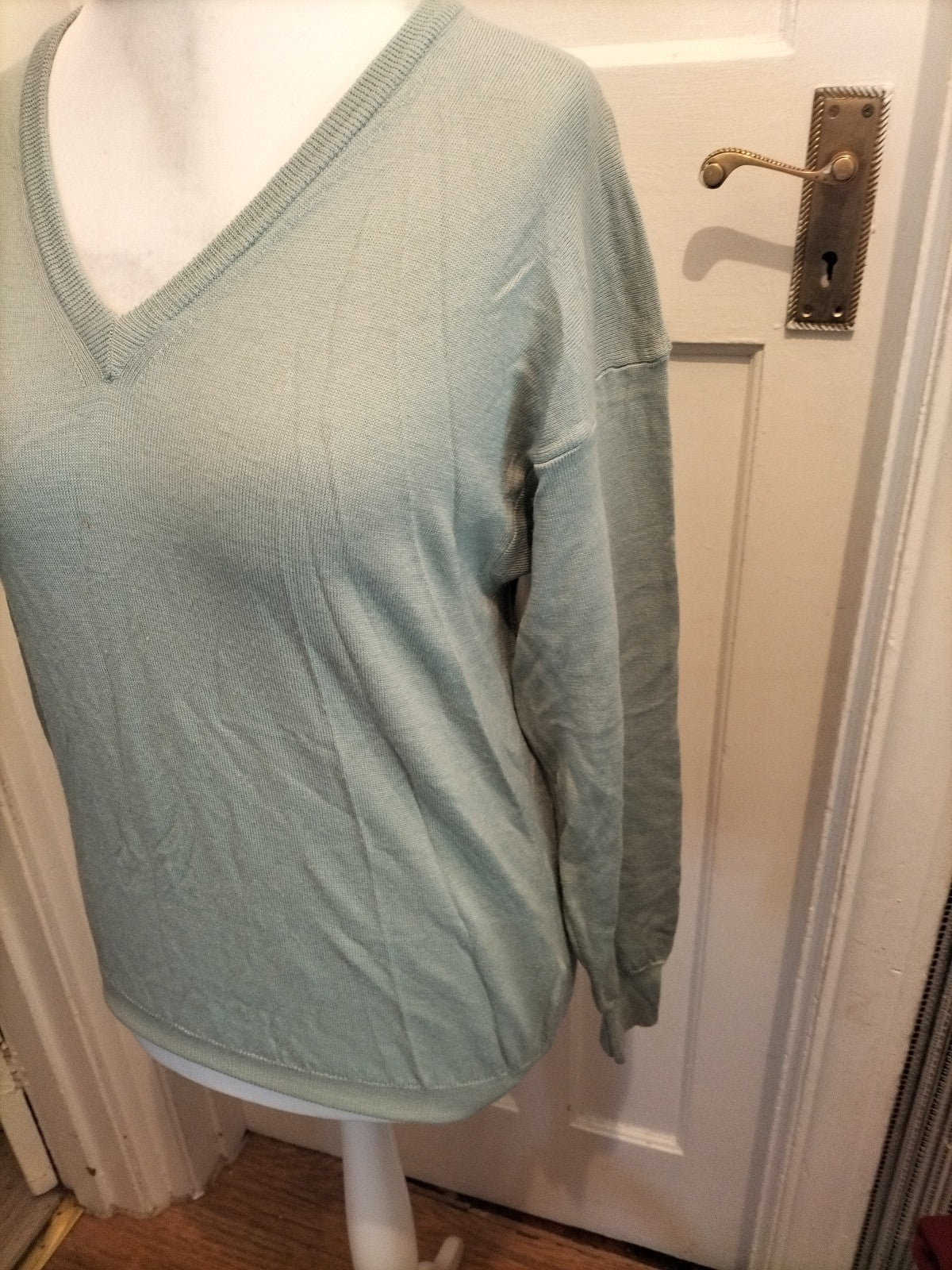 Mens Green Trees Size M Mint Jumper Couple Marks On Front
