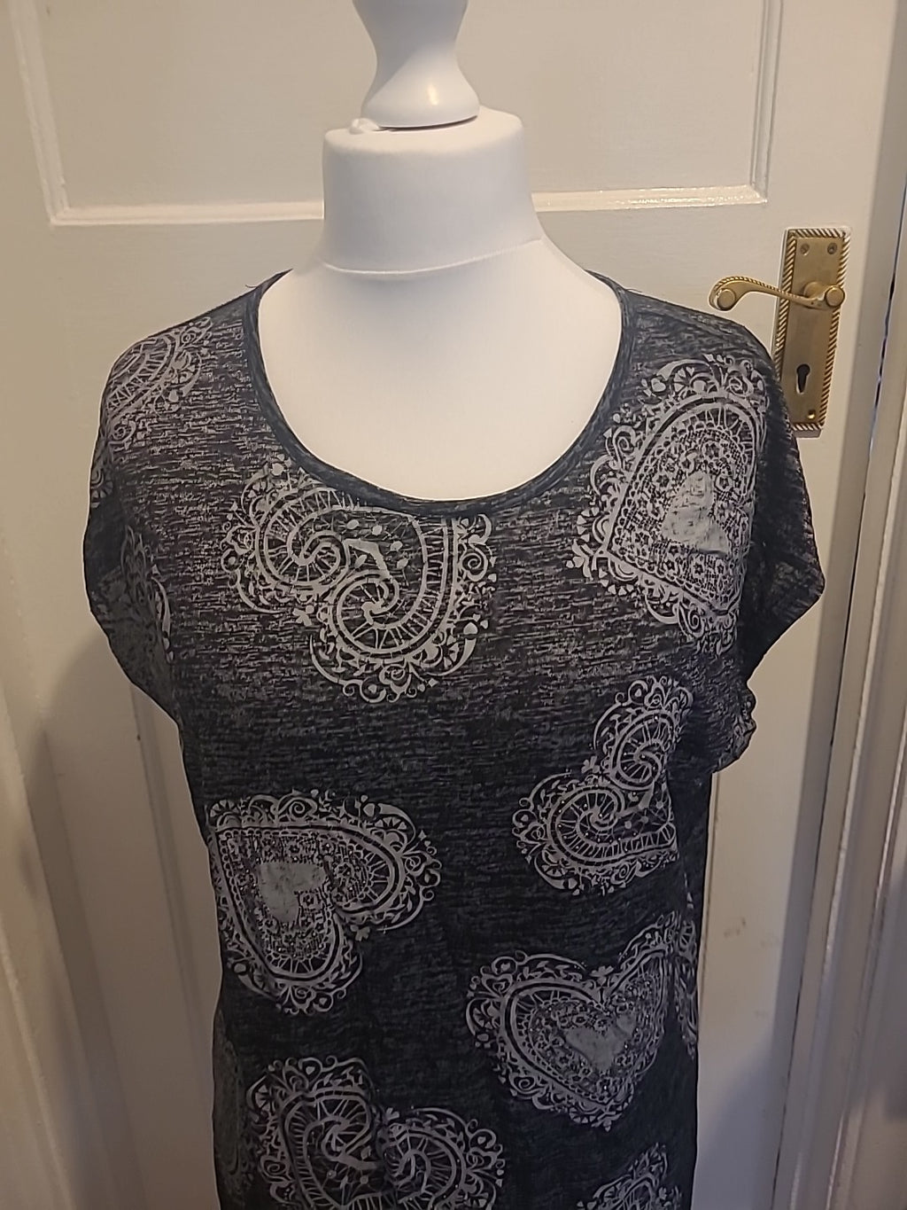 Ladies Blue Vanilla Size M/L Black/ Grey Short Sleeve Love Heart Blouse