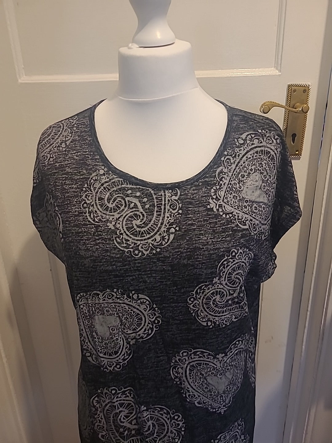 Ladies Blue Vanilla Size M/L Black/ Grey Short Sleeve Love Heart Blouse