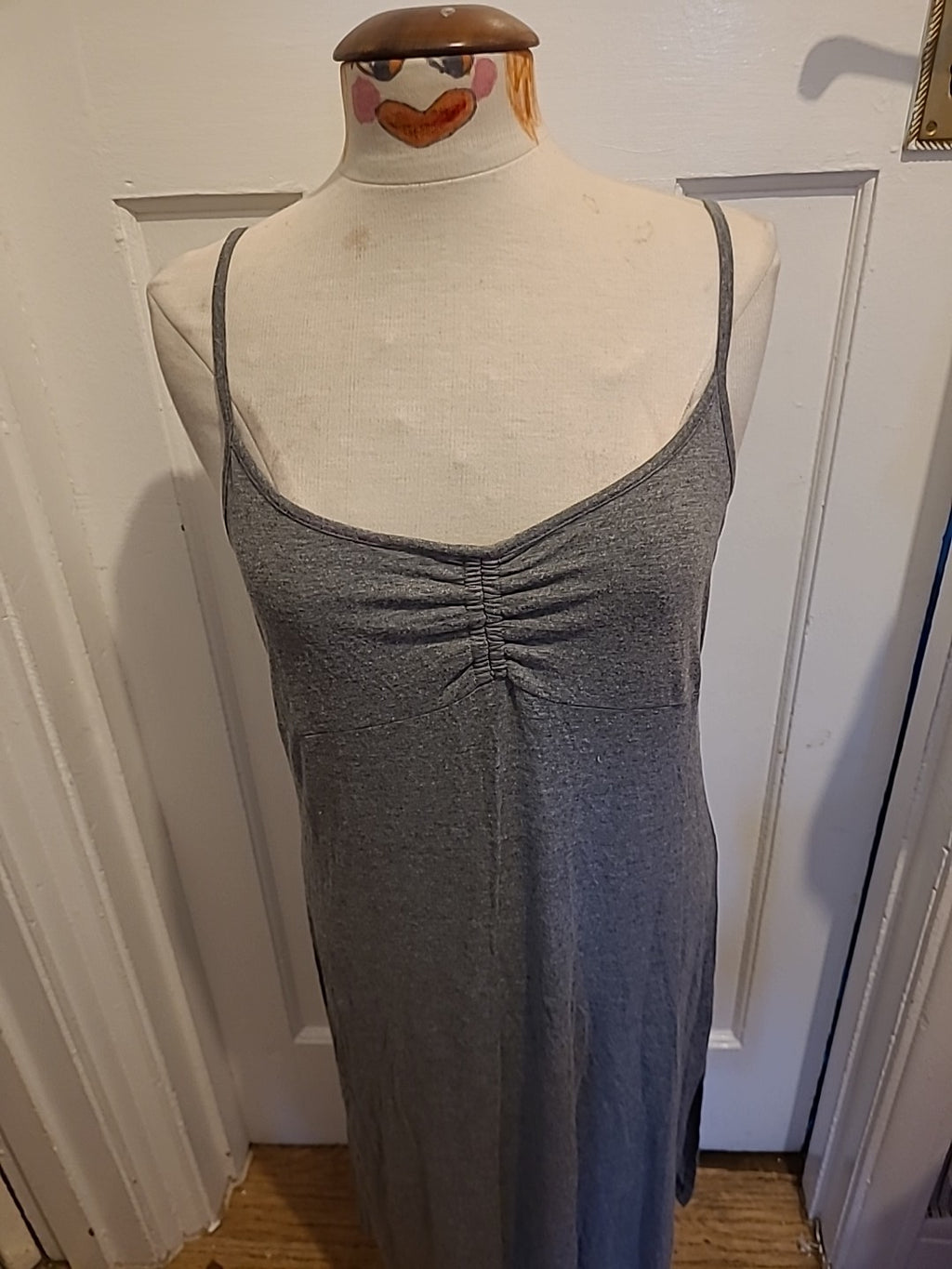 Ladies Size 10/12 Grey Sleeveless Nightwear