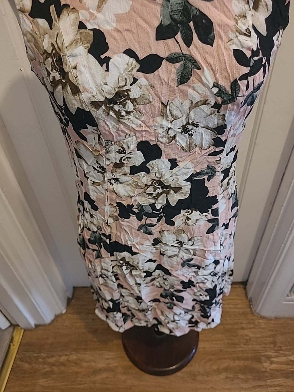 Ladies Dorothy Perkins Size 10 Black Pink Floral Sleeveless Dress