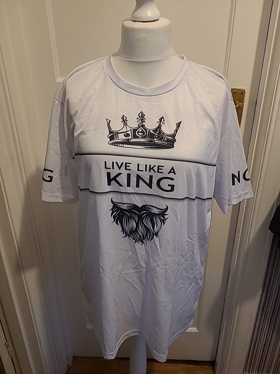 Mens Size 2XL White Print Short Sleeved Tshirt
