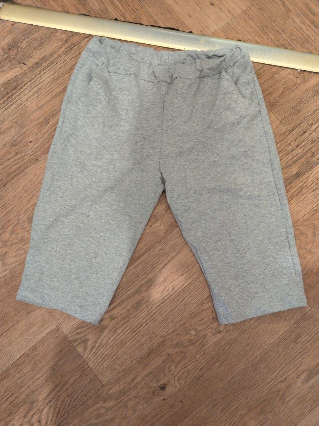 Small Grey Cropped Leggings