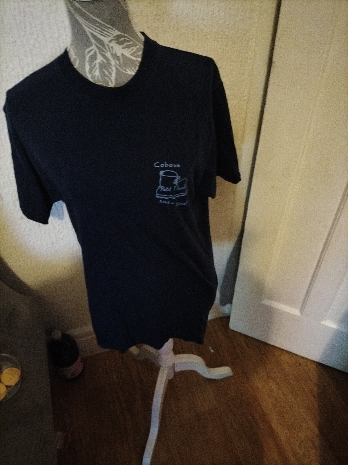 Mens Whale Size Small Blue Short Sleeved Tshirt