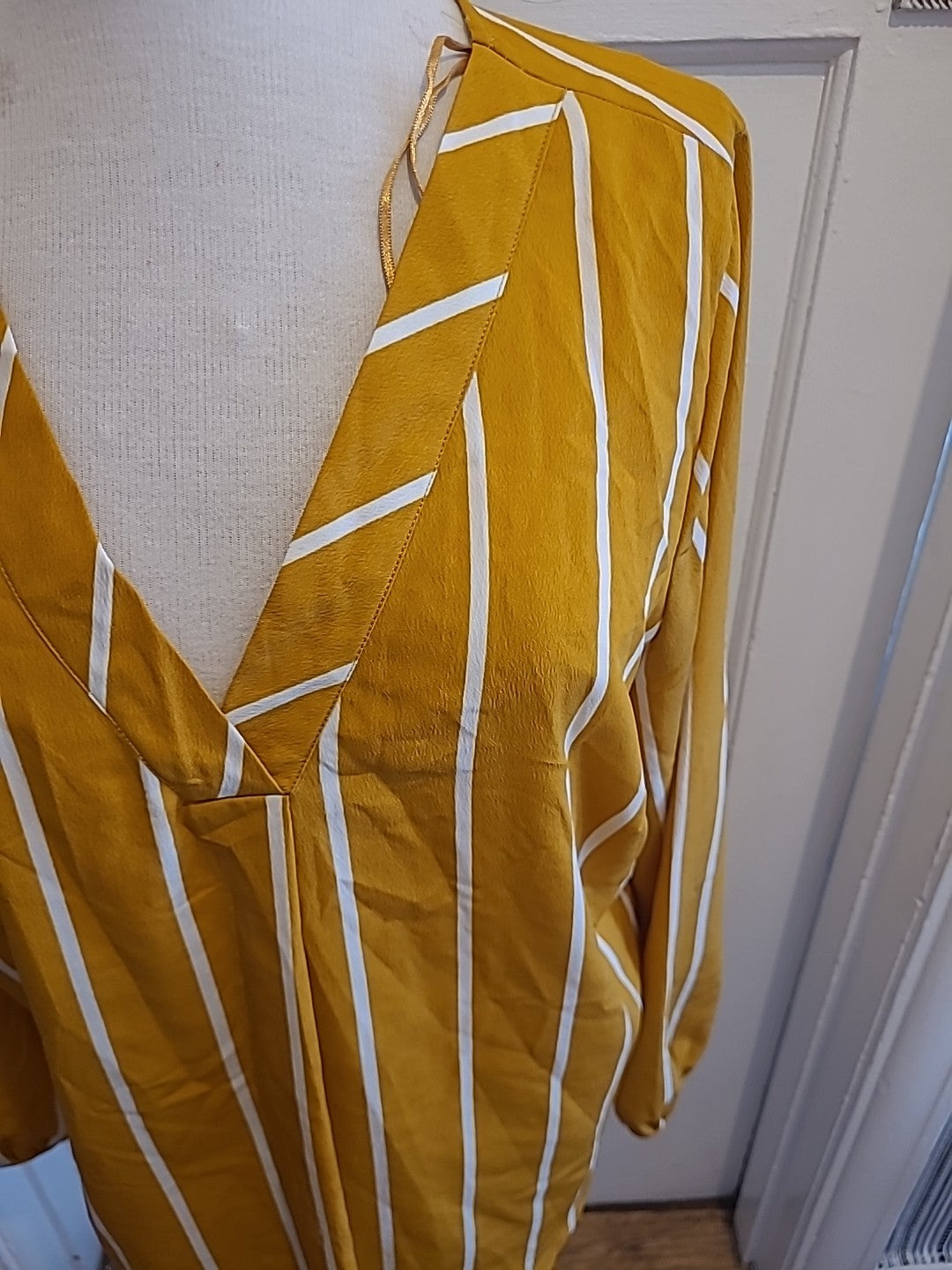 Ladies Papaya Size 16 Mustard White Long Sleeved Blouse