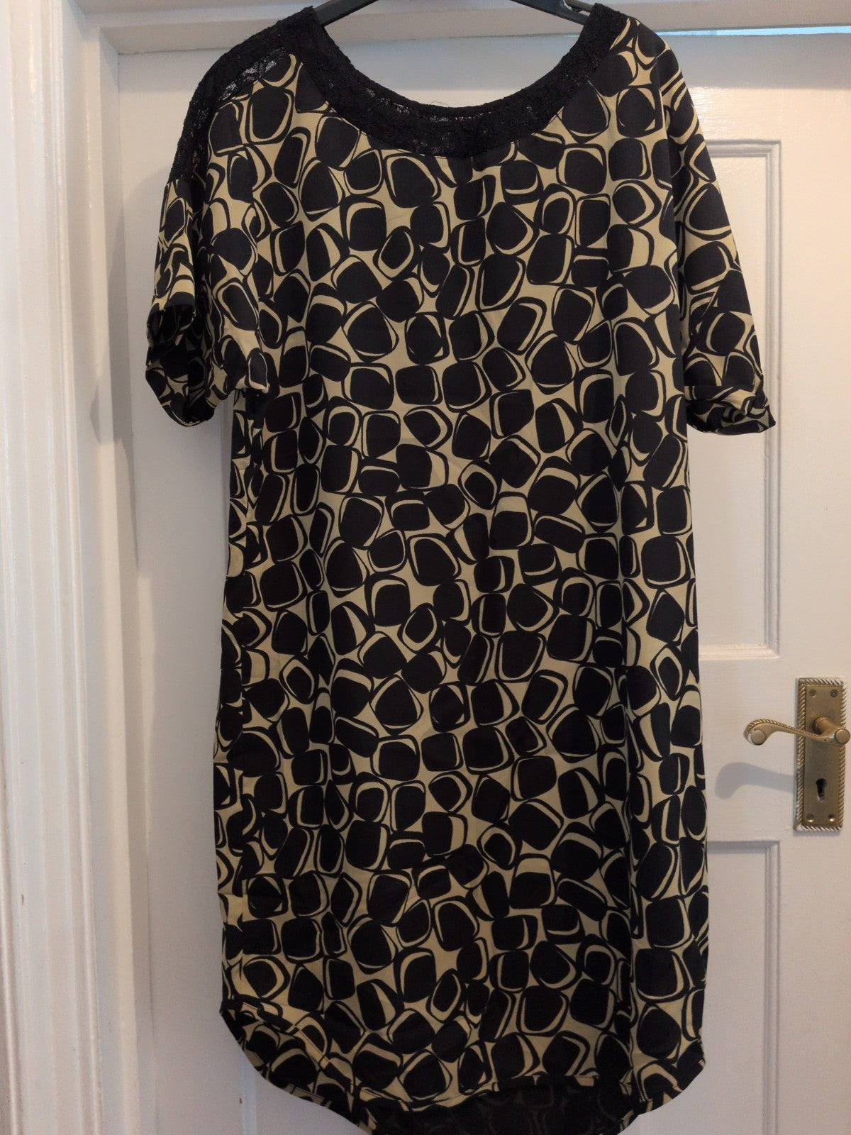 Per Una 14 Black And Green Lined Short Sleeve Dress