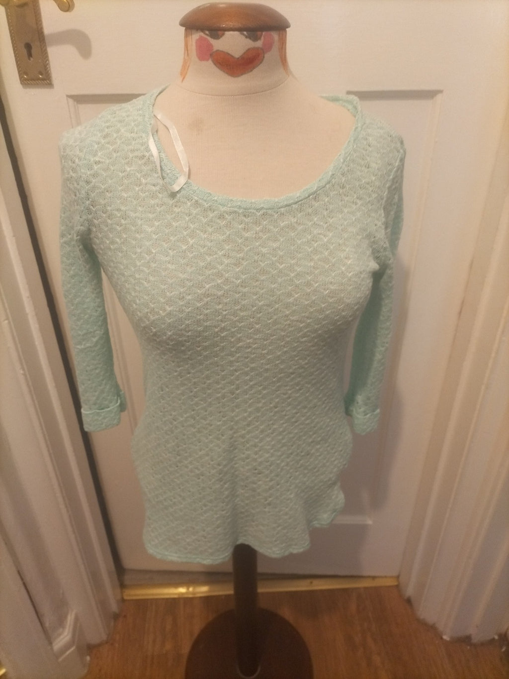 Ladies New Look Size 8 Pale Green Knitted Style Mid Sleeved Blouse