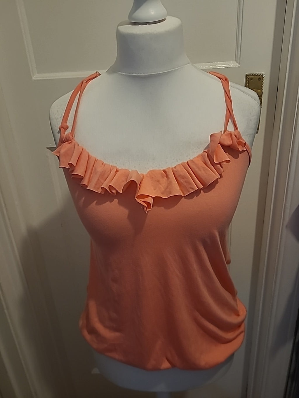 Ladies Amisu Size Large Pink Sleeveless Blouse