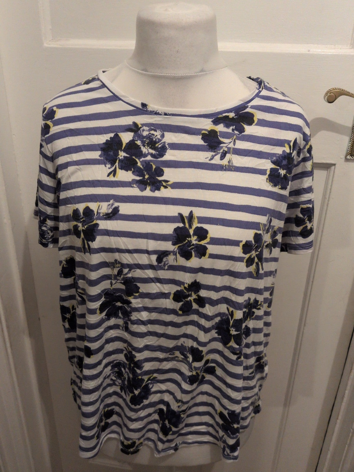 Marks And Spencer 22 Violet Blue Floral Short Sleeve T-shirt