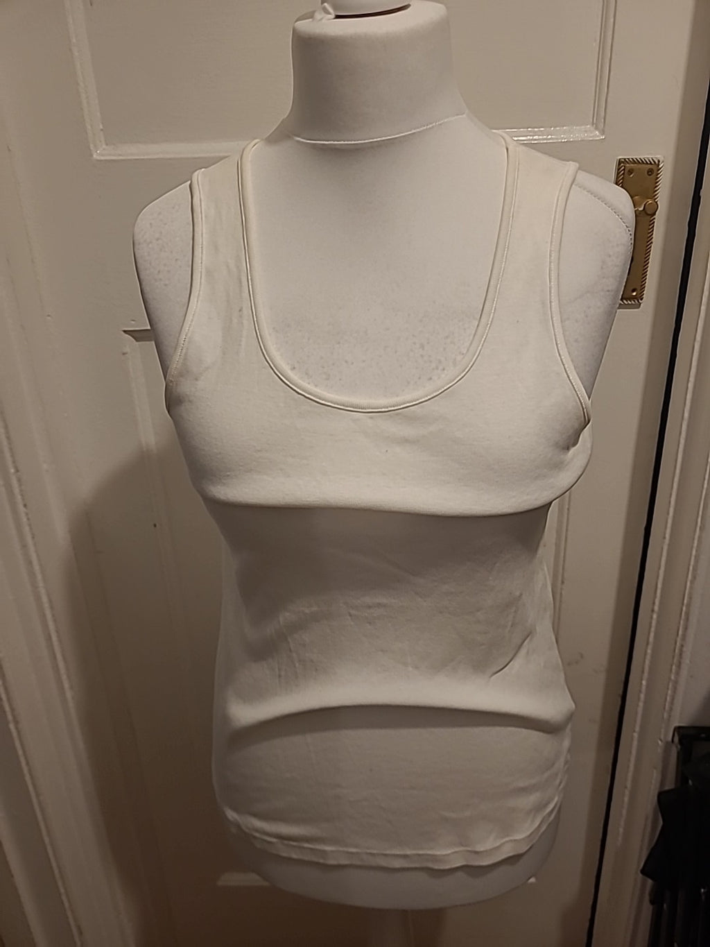 Ladies Marks And Spencer Size 16 White Essentials Tshirt Sleeveless