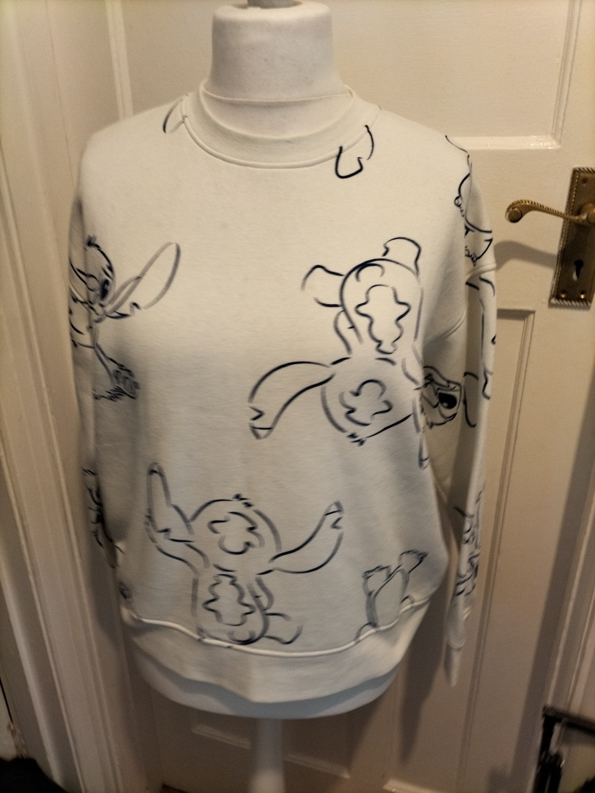 Ladies Disney Size 10-12 White With Blue Long Sleeved Jumper