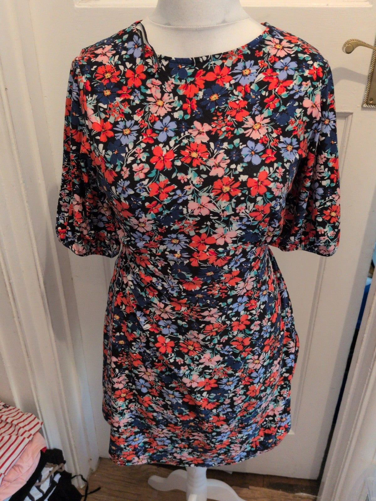 Papaya 16 Multi Flower Short Sleeve Dress