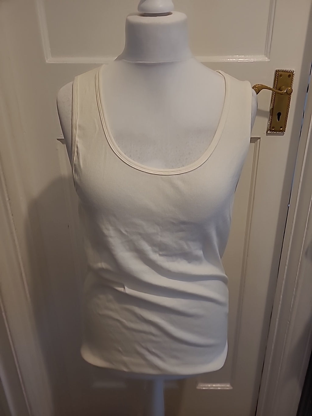 Mens Asos Size Large White Scoop Neck Vest Top
