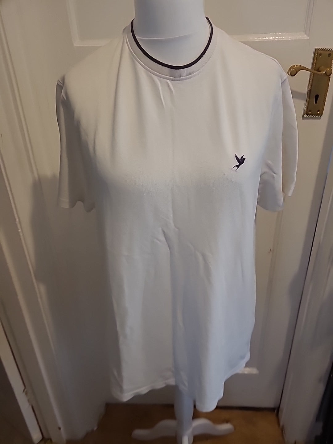 Mens George Size Large White Round Neck Short Sleeved Tshirt