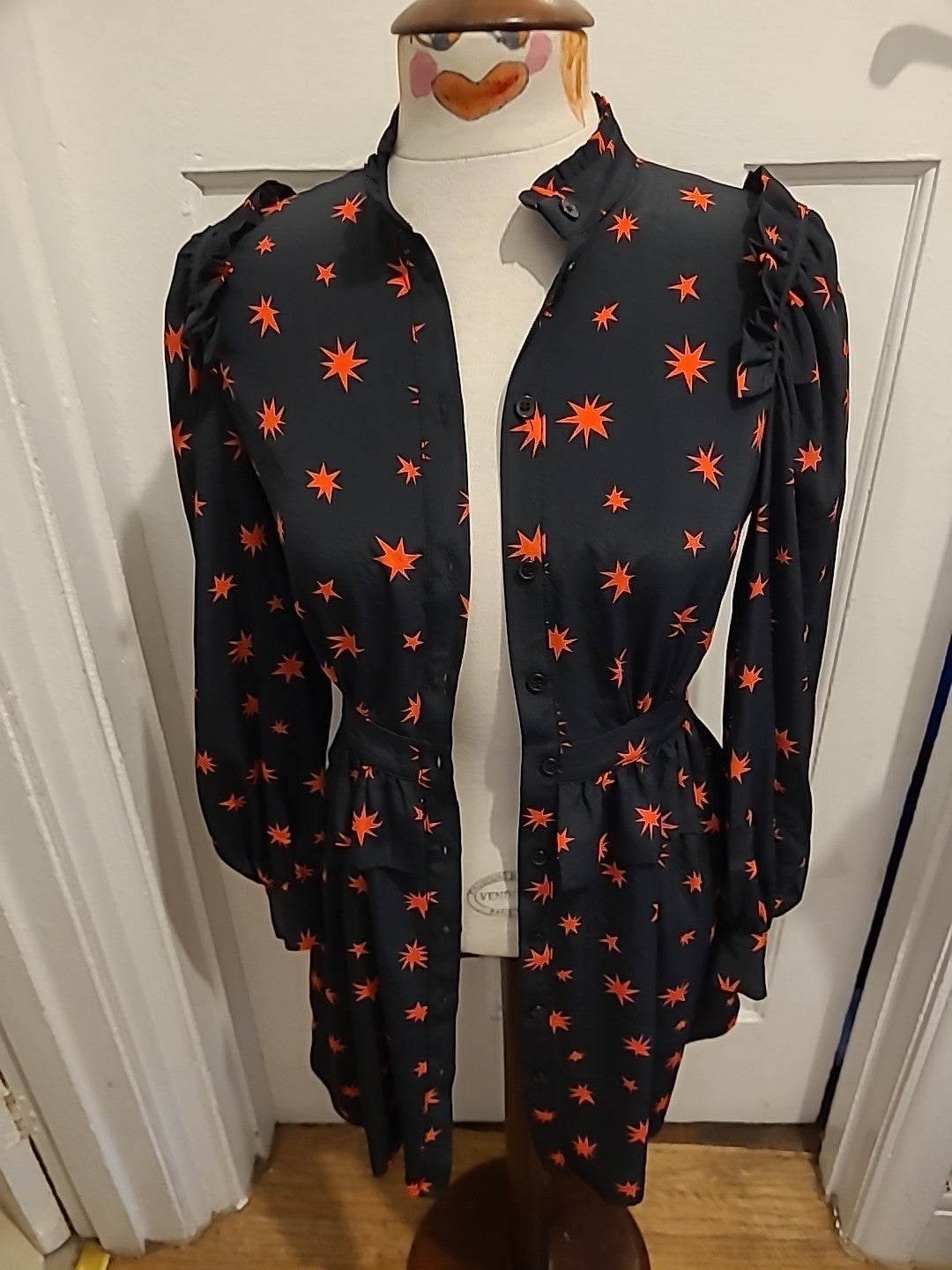 Brand New Ladies Topshop Size 6 Black/Red Star Long Sleeved Dress