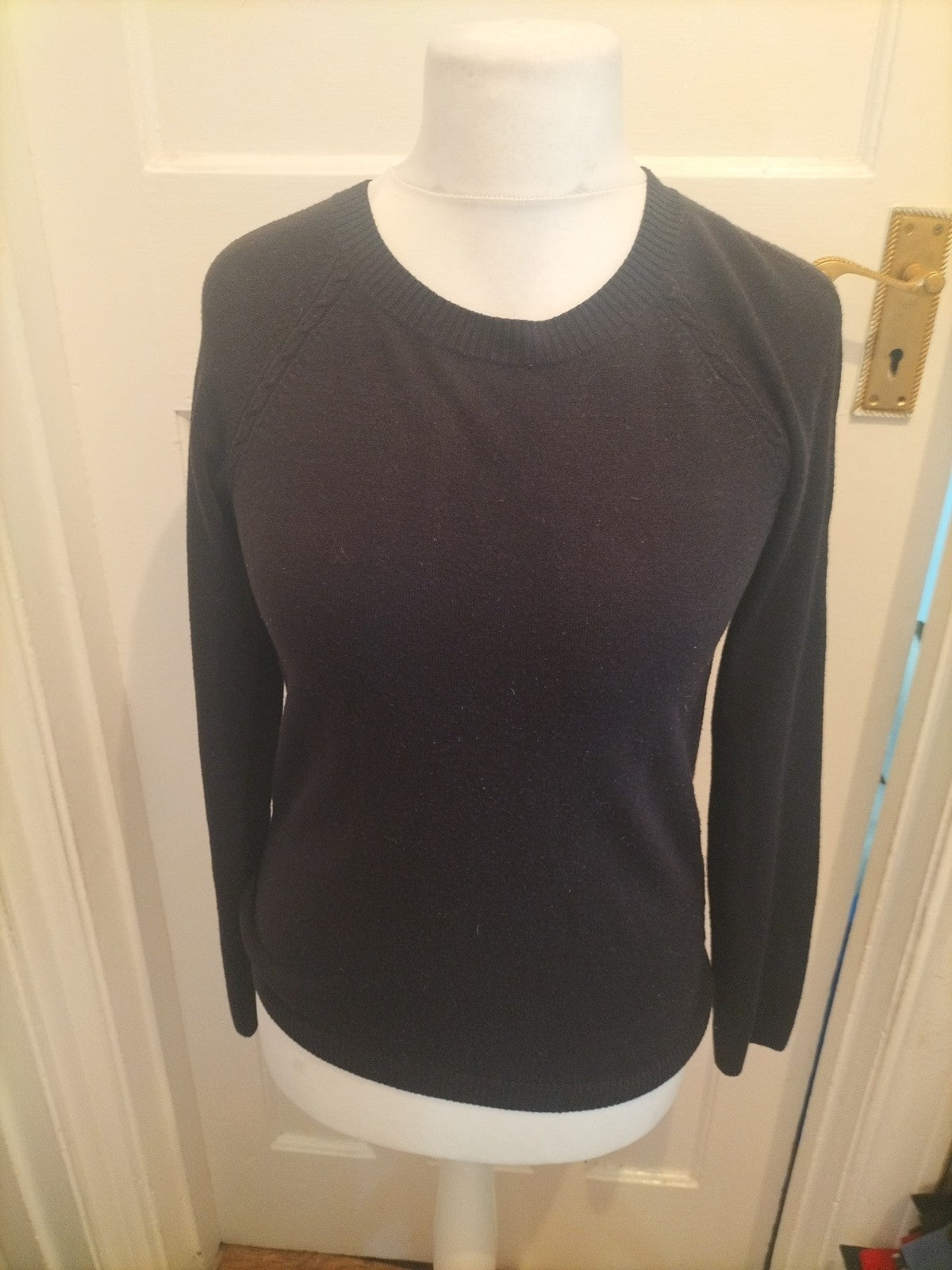 Ladies Tu Size 8 Black Round Neck Long Sleeved Jumper Pullover