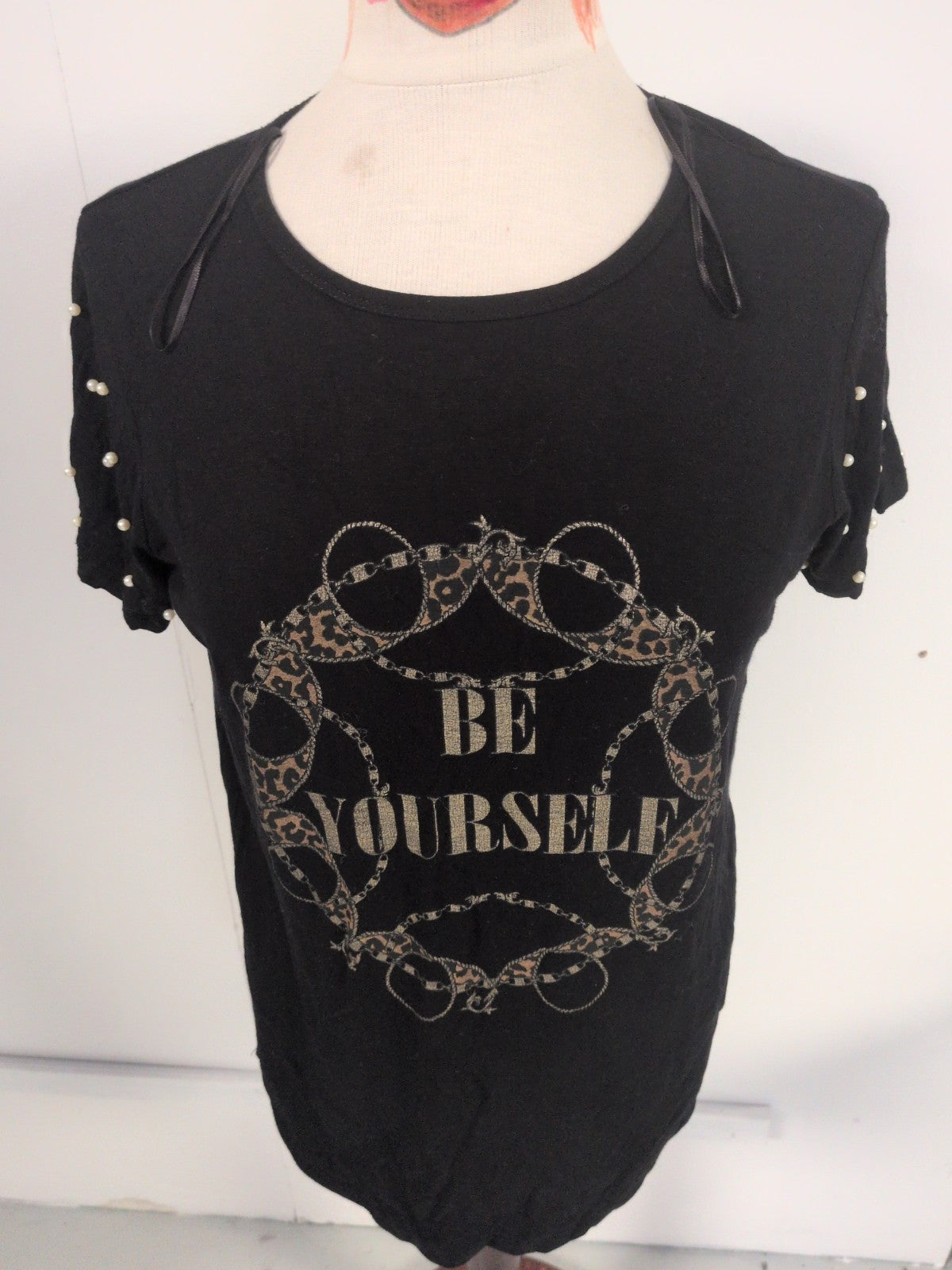 Select Small Black "Be Yourself" Short Sleeve T-shirt