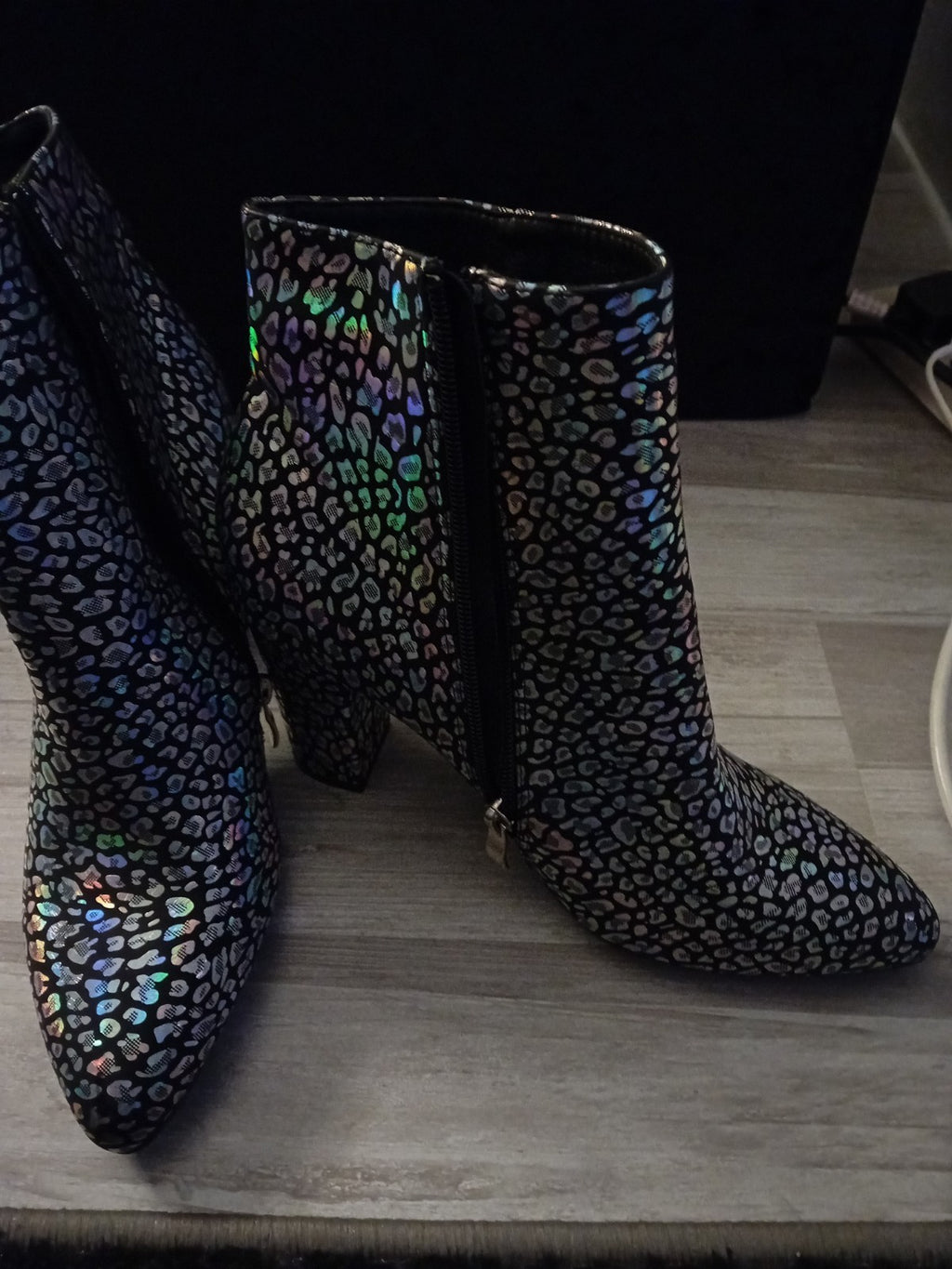 Ladies Brand New Silver And Black Shiny Ankle Boots Size 40 Free Delivery