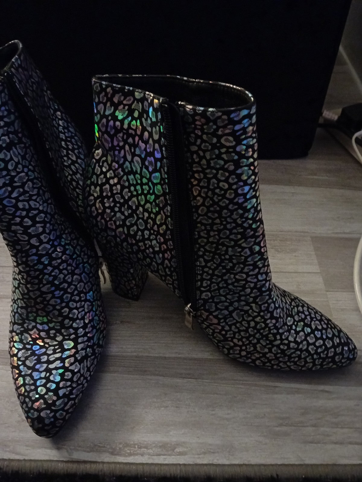 Ladies Brand New Silver And Black Shiny Ankle Boots Size 40 Free Delivery