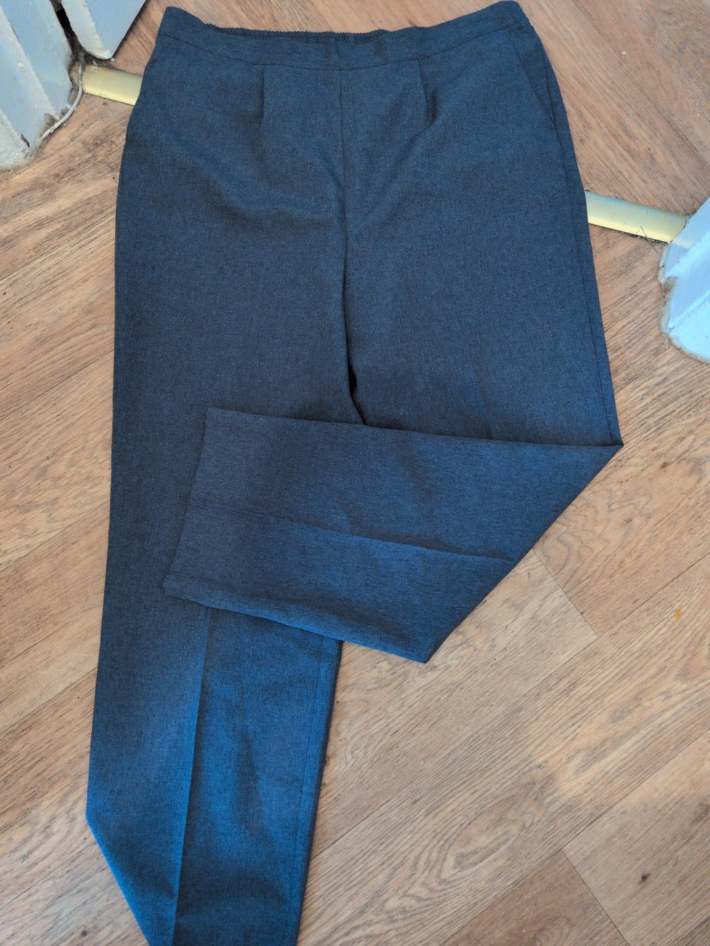 Bonmarche 18 Grey Elasticated Pull On Smart Trousers