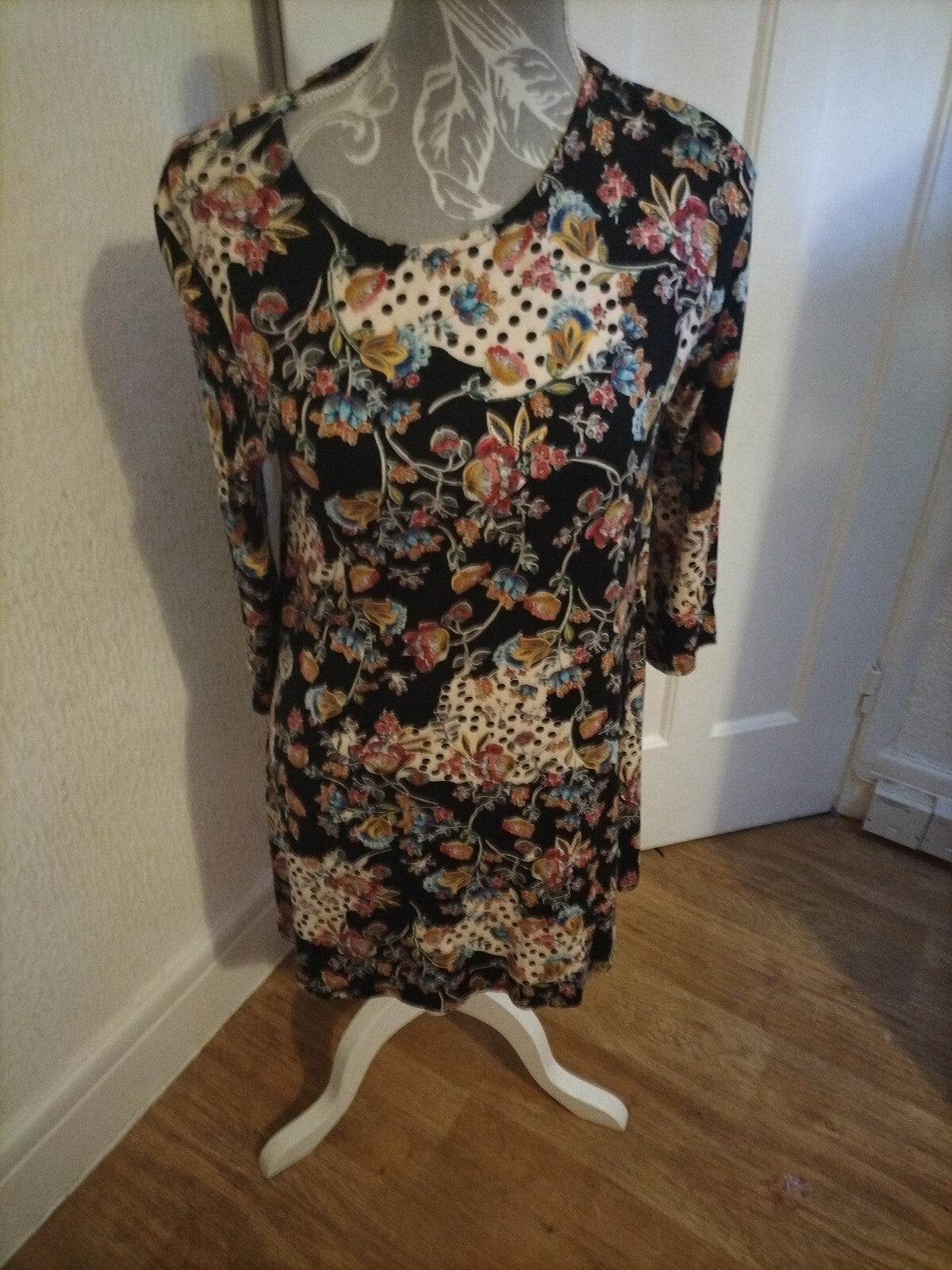 Ladies TU Size 10 Floral Mid Sleeved Top