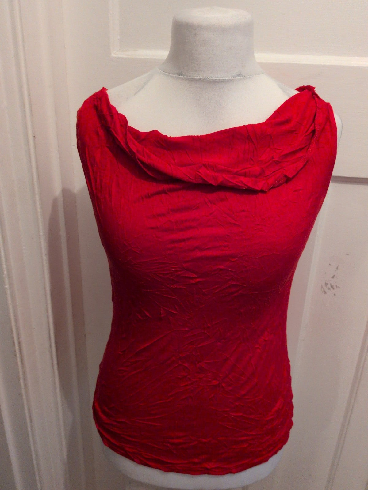 Massimo Dutti Small Red Sleeveless T-shirt