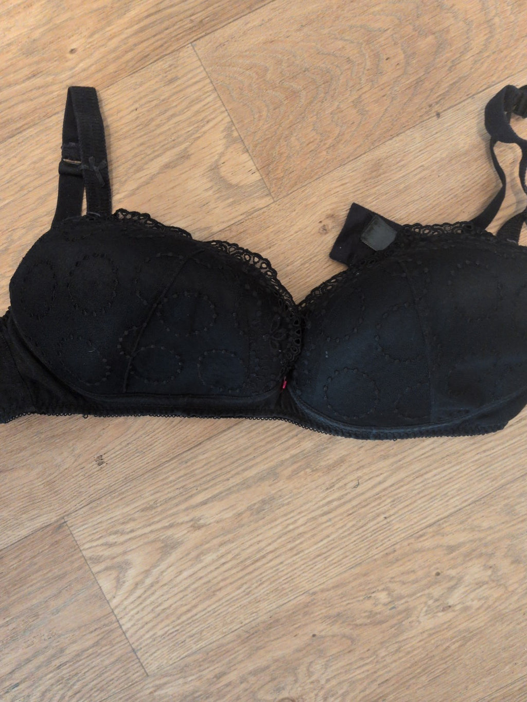 Limited 36G Black Padded No Wires Bra