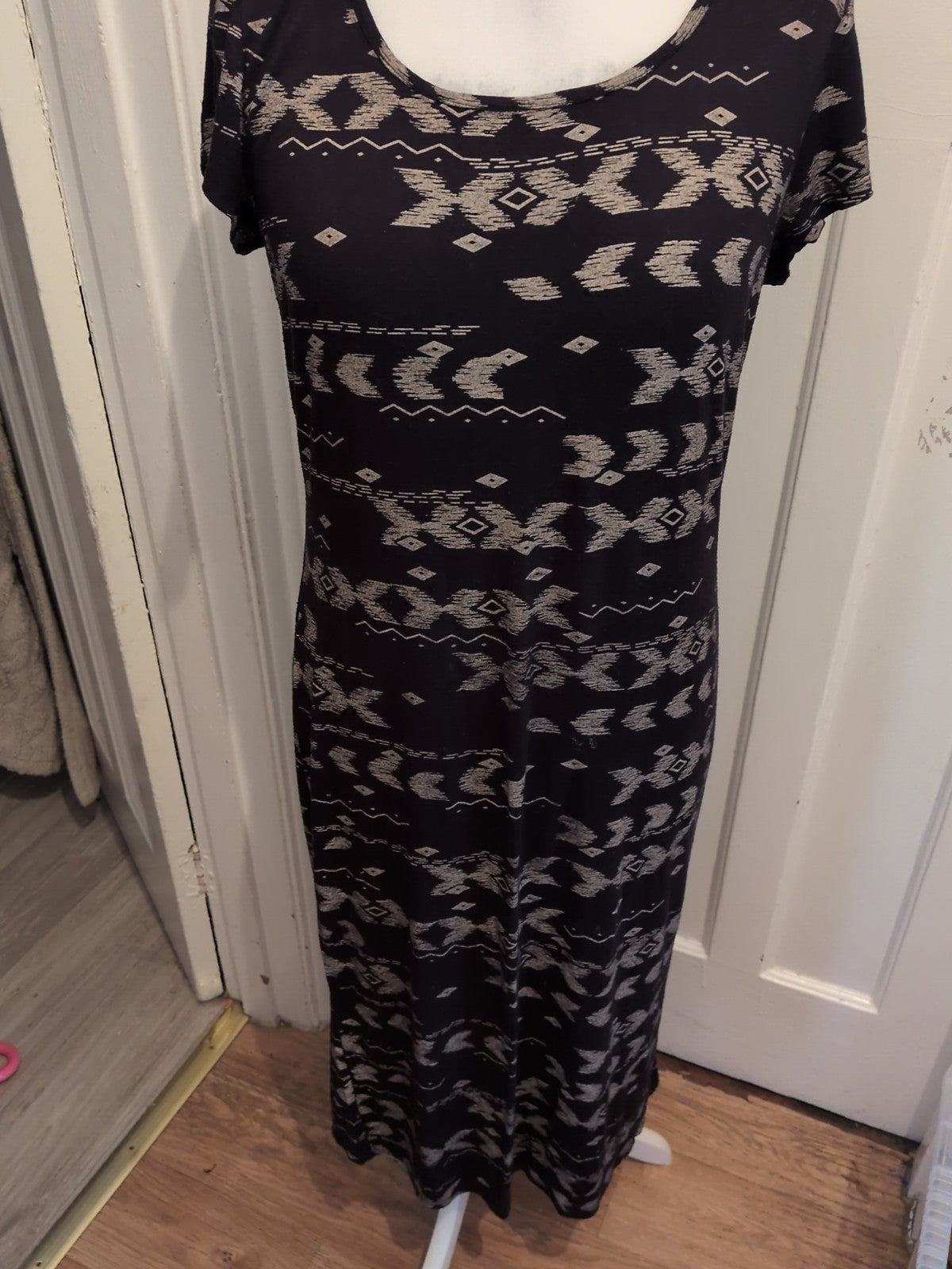 Primark 14 Black And Brown Short Sleeve Long Length Dress