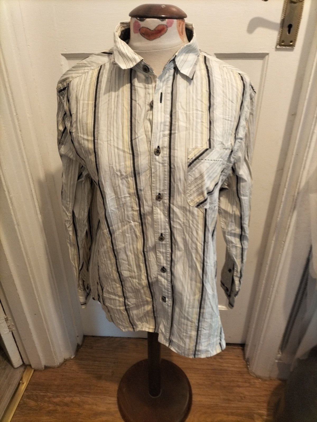 Mens Mantaray Size Medium Multi Striped Shirt