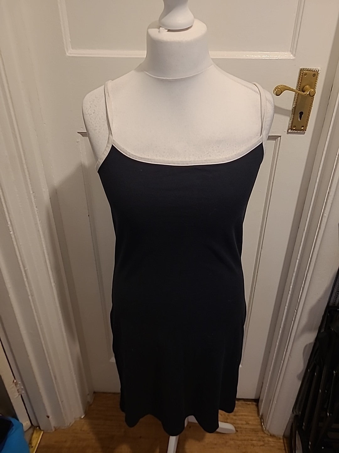 Ladies H&M Size Large Black With White Trim A-line Dress Sleeveless