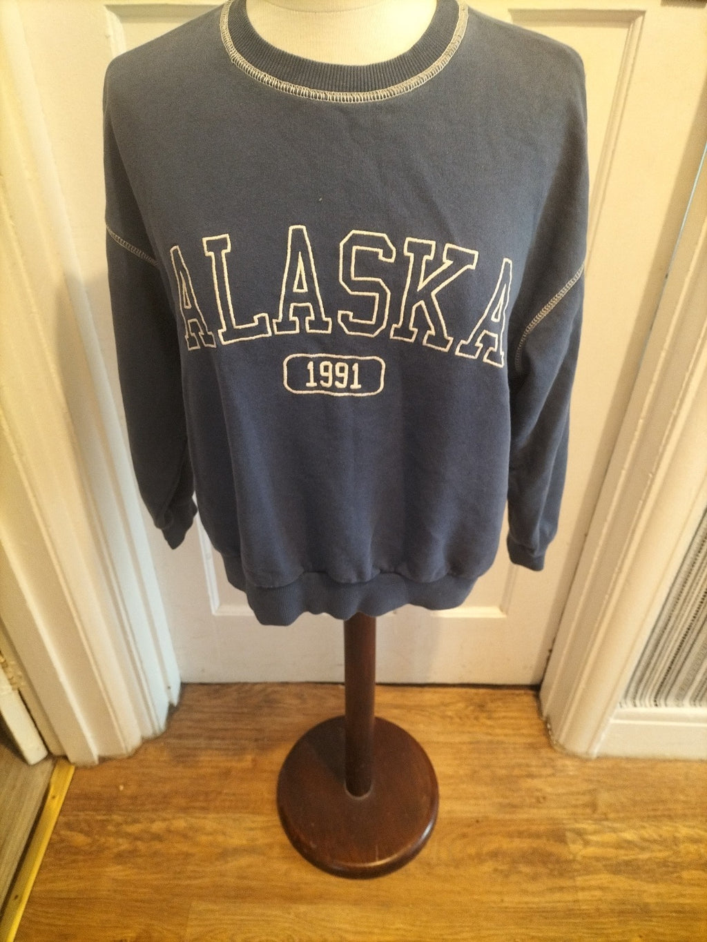 Girls Pacific Republic Size Small Navy Alaska Jumper