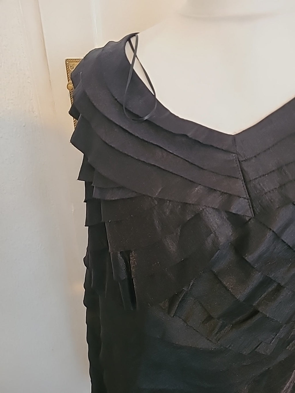 Brand New Ladies Portrait Size 20 Black Frill Lined Sleeveless Dress  Rrp...