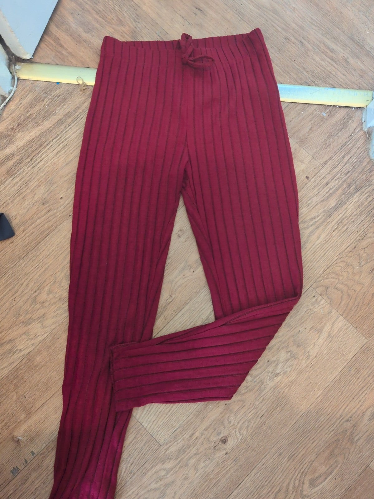 Shein Large Deep Red Leggings