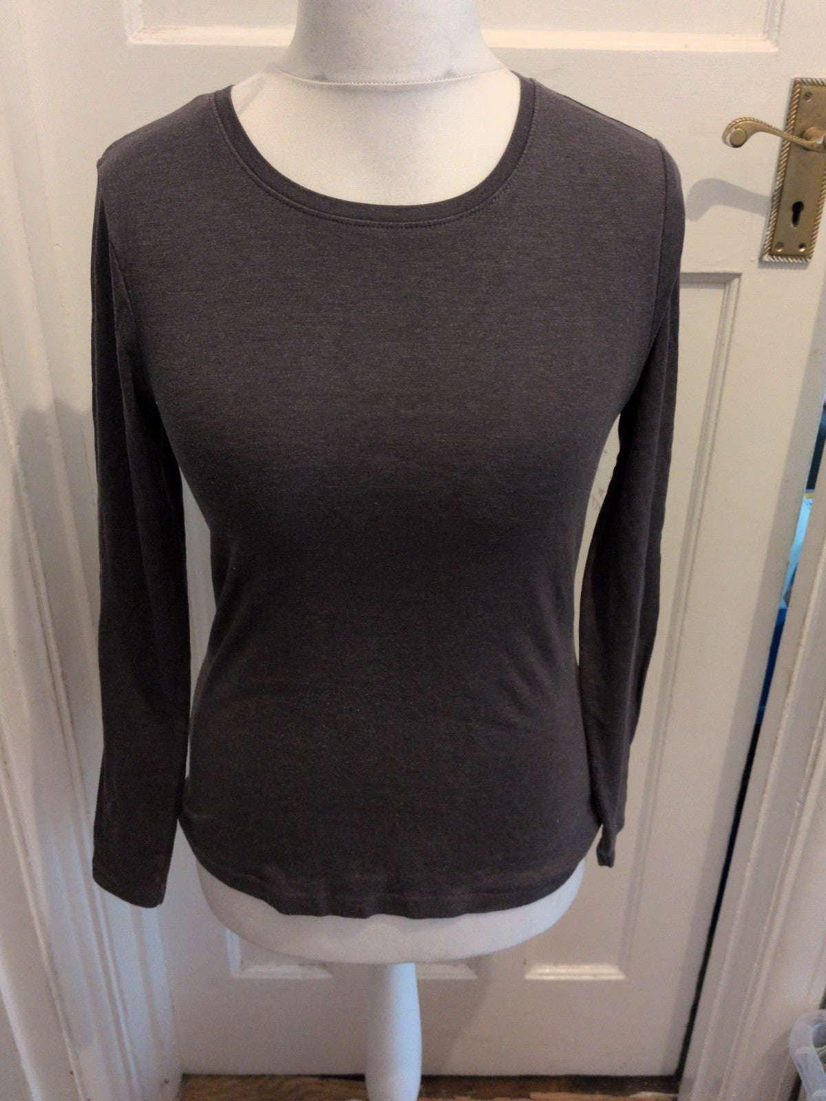 Nutmeg 10 Grey The Fitted T-shirt Long Sleeve