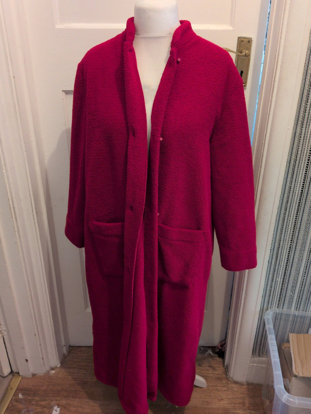 Marks And Spencer 16-18 Red Long Sleeve Buttoned Robe