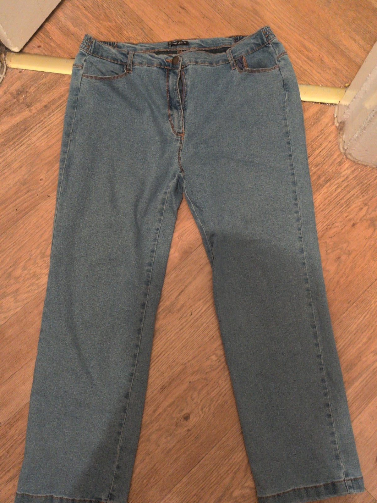 Ladies Bonmarche Size 18 Straight Leg Blue Elasticated Jeans