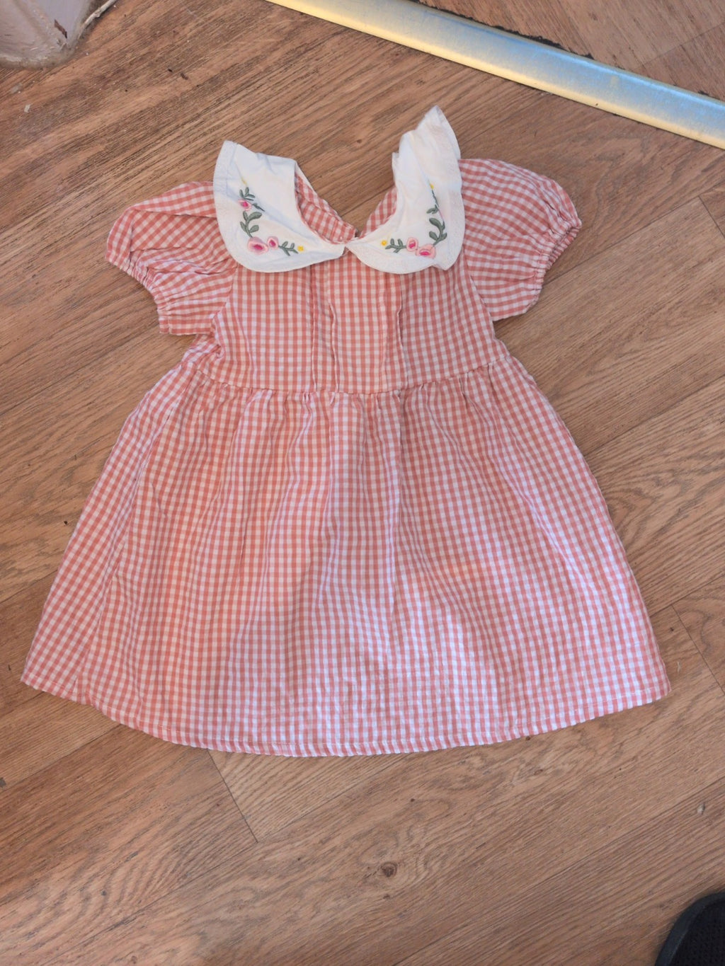 06  Pink Check Collared Dress