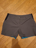 Boys Decathlon Size 106-110cm Grey Shorts